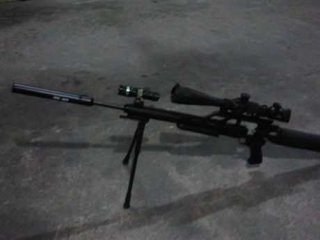 Tengo un Gunpower Stealth y le compre el silenciador original,y la verdad es una verdadera basura.Le quita 40
