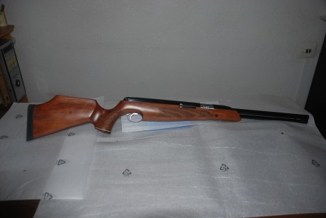 Hola saludos a todos

Algún compañero me puede indicar si la carabina de muelle Air Arms TX 200 MK III 30