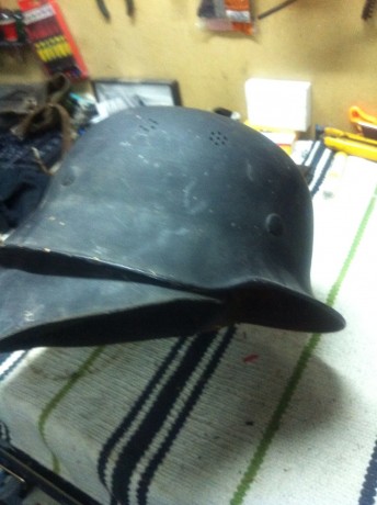 Tengo unas cosillas a la venta, me gustaria vender el lote aunque puede que sea un poco bestia.

Daga 80