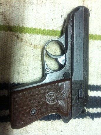 Tengo unas cosillas a la venta, me gustaria vender el lote aunque puede que sea un poco bestia.

Daga 92
