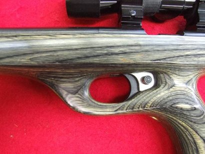 Os pongo unas fotos, la fábrica es MML Inc. y el modelo una HK94 del calibre 50, tiene pinta de ser precisa 00