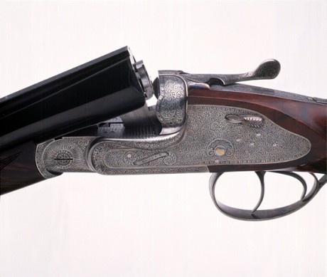 Hola amigos: Tanta fama tienen los rifles de calidad express ingleses, que, aunque, como casi siempre, 00