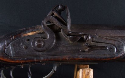 Hola, este es un arma bastante estropeada, pero ver la diferencia de otros vendedores en paginas como 02