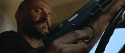 Compañeros,

En vista de las ganas de algunos (Elcafe, Wilcow, Vrakk, etc) por adivinar armas de películas 171