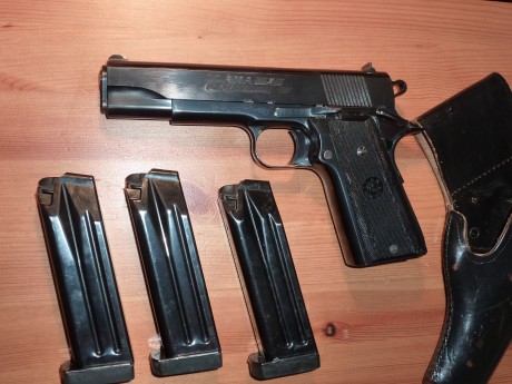 Hola,he abierto este hilo para que todos aquellos que tengais armas Españolas,podais lucirlas aqui con 140