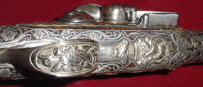 Bueno, una parejita de pistolas de extra lujo, no os cegueis con ellas que no merecen la pena,¿sabeis 12