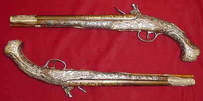 Bueno, una parejita de pistolas de extra lujo, no os cegueis con ellas que no merecen la pena,¿sabeis 11