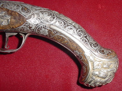 Bueno, una parejita de pistolas de extra lujo, no os cegueis con ellas que no merecen la pena,¿sabeis 22