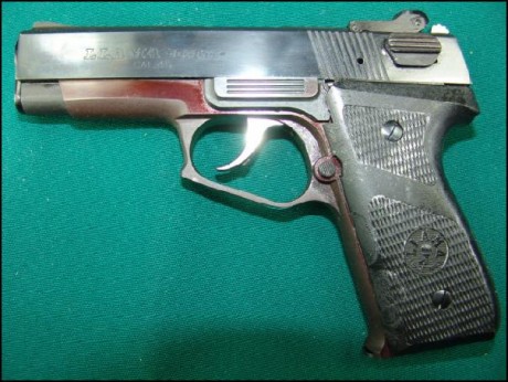 Hola a todos

abro este hilo para comentar detalles y compartir historias y fotos de la Llama OMNI , aquel 12