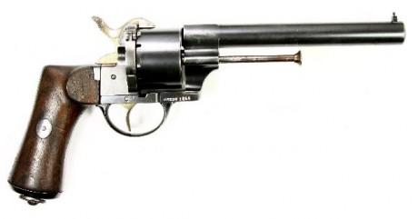 Hace unos días encontré por casualidad en una web extranjera un arma a la venta que hacía muchos años 21