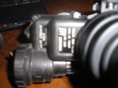 Hola chicos, el caso que ando dando vueltas a poder comprar un aparato de visión nocturna. Es decir no 101