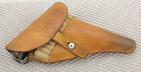 Hace unos días encontré por casualidad en una web extranjera un arma a la venta que hacía muchos años 70