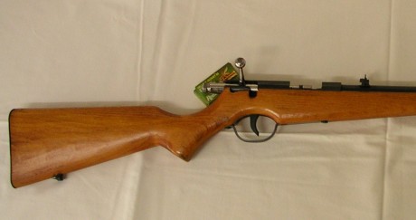 Me han regalado esta preciosidad, Carabina Santa Bárbara del 22LR de la Fábrica de Armas de Oviedo y me 01