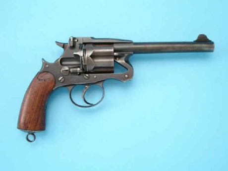 Hace unos días encontré por casualidad en una web extranjera un arma a la venta que hacía muchos años 50