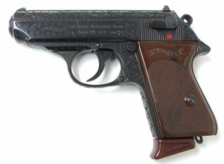 Hace unos días encontré por casualidad en una web extranjera un arma a la venta que hacía muchos años 120