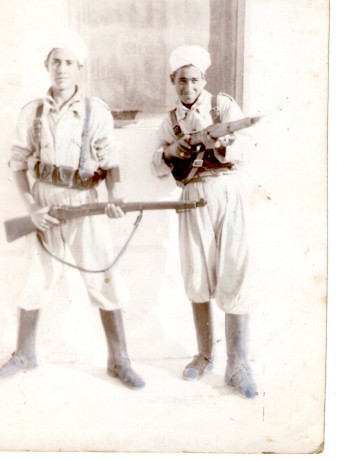 Hace unos días encontré por casualidad en una web extranjera un arma a la venta que hacía muchos años 40