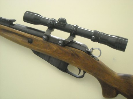 El Mosin-Nagant ..
es un rifle militar accionado por cerrojo, con cargador de cinco proyectiles, que 41