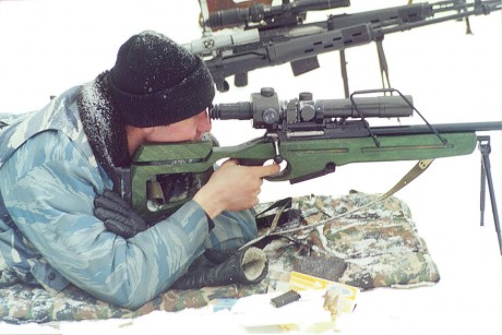 El Mosin-Nagant ..
es un rifle militar accionado por cerrojo, con cargador de cinco proyectiles, que 61