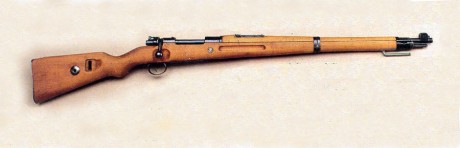 Hace unos días encontré por casualidad en una web extranjera un arma a la venta que hacía muchos años 110