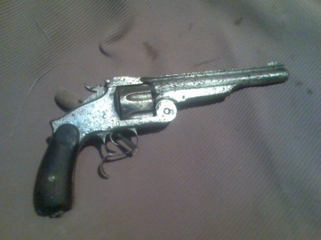 Hace unos días encontré por casualidad en una web extranjera un arma a la venta que hacía muchos años 01