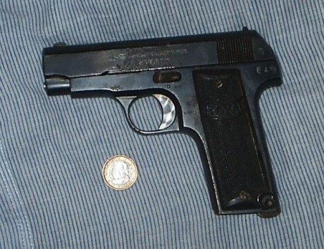 Hace unos días encontré por casualidad en una web extranjera un arma a la venta que hacía muchos años 41