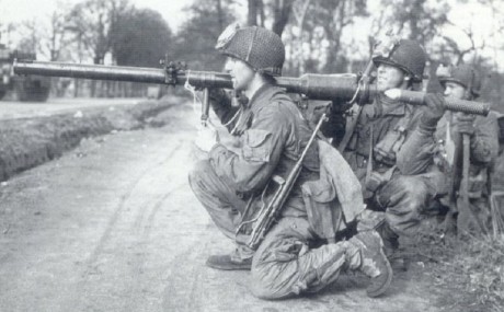 Hace unos días encontré por casualidad en una web extranjera un arma a la venta que hacía muchos años 10