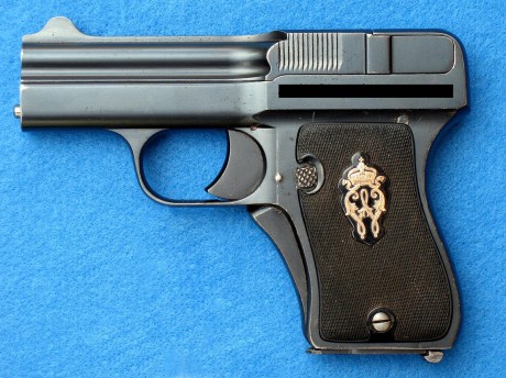 Hace unos días encontré por casualidad en una web extranjera un arma a la venta que hacía muchos años 20