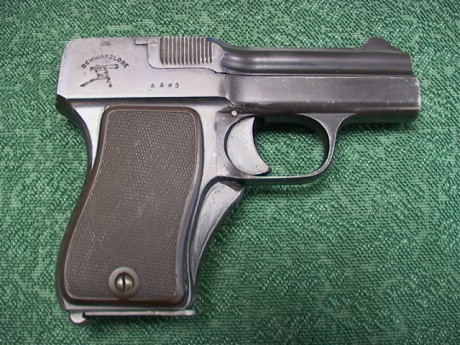 Hace unos días encontré por casualidad en una web extranjera un arma a la venta que hacía muchos años 60