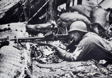 Hace unos días encontré por casualidad en una web extranjera un arma a la venta que hacía muchos años 60