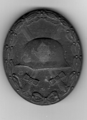 Hace unos días encontré por casualidad en una web extranjera un arma a la venta que hacía muchos años 100