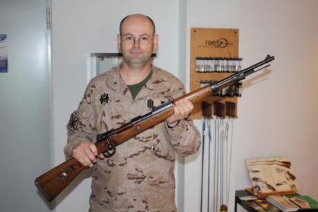 Hola amigos!.

Ando muy tentado en comprar un Mauser K98 Noruego en calibre 7,62x51 y me surgen unas dudas 10