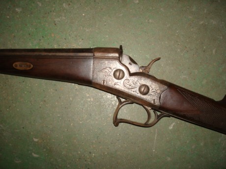 Hola,

Os agradecería que alguno de los entendidos en armas antiguas pudiera cotizarme una escopeta frabricada 00