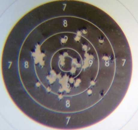 Sin lugar a dudas la pistola 9mm mas precisa de todos los tiempos es la SIG P210. Es imbatible en precisión 152