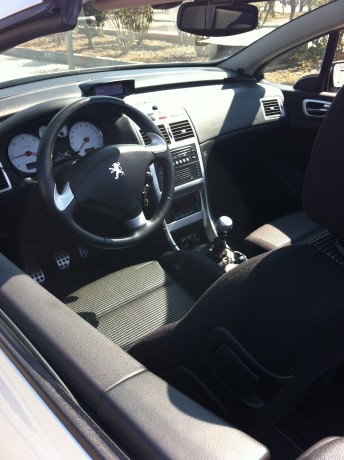 vendo esta preciosidad con 80000km. ha estado siempre en parking. revision completa recien hecha. ruedas 00