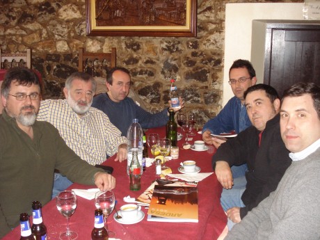 Este es un llamamiento para los foreros de Cantabria que no tenemos el gusto de conocernos en persona, 61