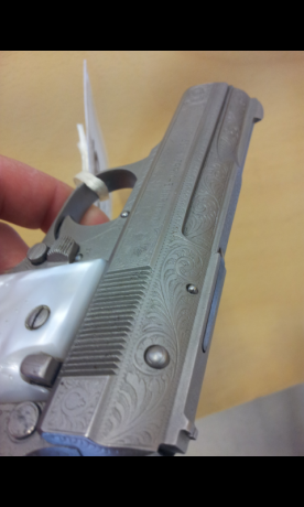 Hola,he abierto este hilo para que todos aquellos que tengais armas Españolas,podais lucirlas aqui con 70