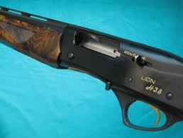 Hola a todos

Pensaba que ibais a animaros a enseñar vuestras armas a todos los compañeros de foro para 11