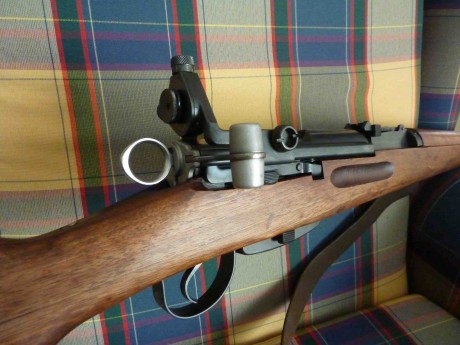 Hola a todos.  Subo fotos de mi nuevo K31 con el diópter y la carrillera de cuero instalados.  Por la 02