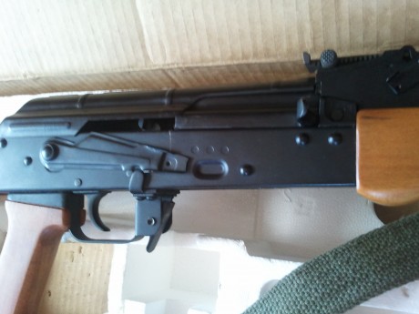 Me ha surgido la posibilidad de compra de un fusil FEG SA85M variante del Ak 47 originalmente en semi 51
