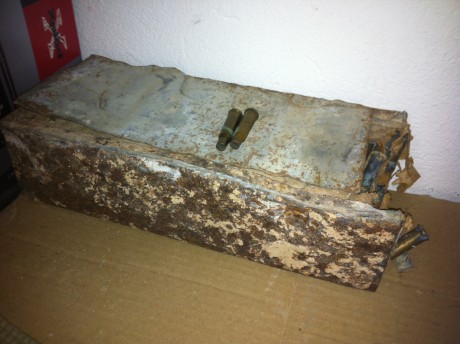 Tengo esta caja que me gustaría arreglar un poco y no sé por donde empezar, que recomendais que haga para 01