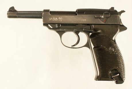 Hace unos días encontré por casualidad en una web extranjera un arma a la venta que hacía muchos años 150