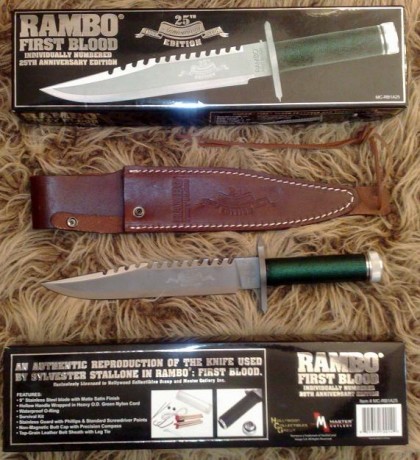 Se venden cuchillos de supervivencia Rambo 1, nuevos, a extrenar, el distribuidor me tarda 15 dias en 02