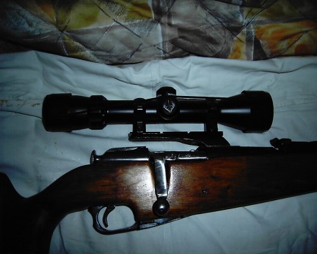 El Mosin-Nagant ..
es un rifle militar accionado por cerrojo, con cargador de cinco proyectiles, que 50