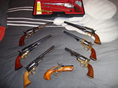  Hilo para colocar fotos, de esas armas de pólvora negra que tanto nos gustan y tenemos bien cuidadas, 110