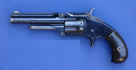 Hace unos días encontré por casualidad en una web extranjera un arma a la venta que hacía muchos años 00