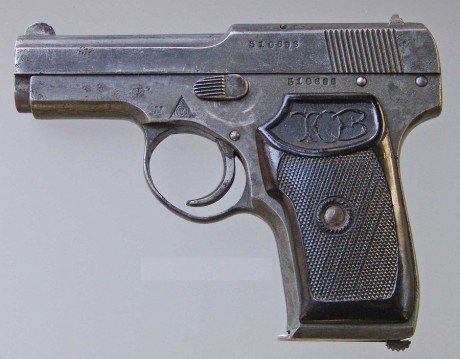 Hace unos días encontré por casualidad en una web extranjera un arma a la venta que hacía muchos años 60