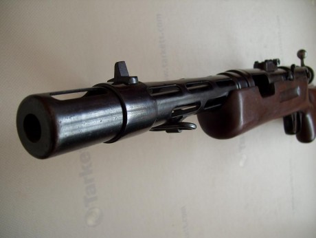 Hace unos días encontré por casualidad en una web extranjera un arma a la venta que hacía muchos años 131