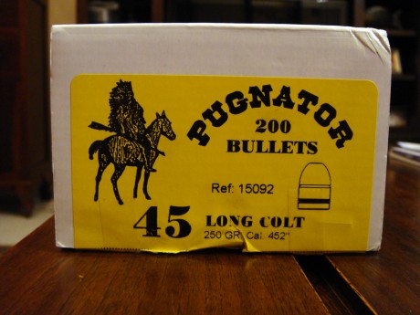 Hola compis.

Al fin pude probar en condiciones mi nuevo Cattleman en la galería de tiro.
El mio es un 61