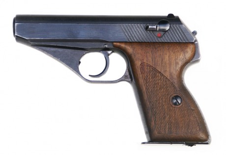 Hace unos días encontré por casualidad en una web extranjera un arma a la venta que hacía muchos años 50
