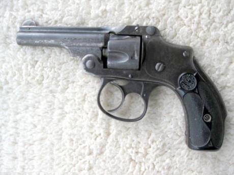 Hace unos días encontré por casualidad en una web extranjera un arma a la venta que hacía muchos años 111
